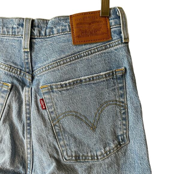 Levi's Premium New Women's Ribcage Straight Ankle Distressed Jeans Sz 27 Casual - Picture 7 of 11